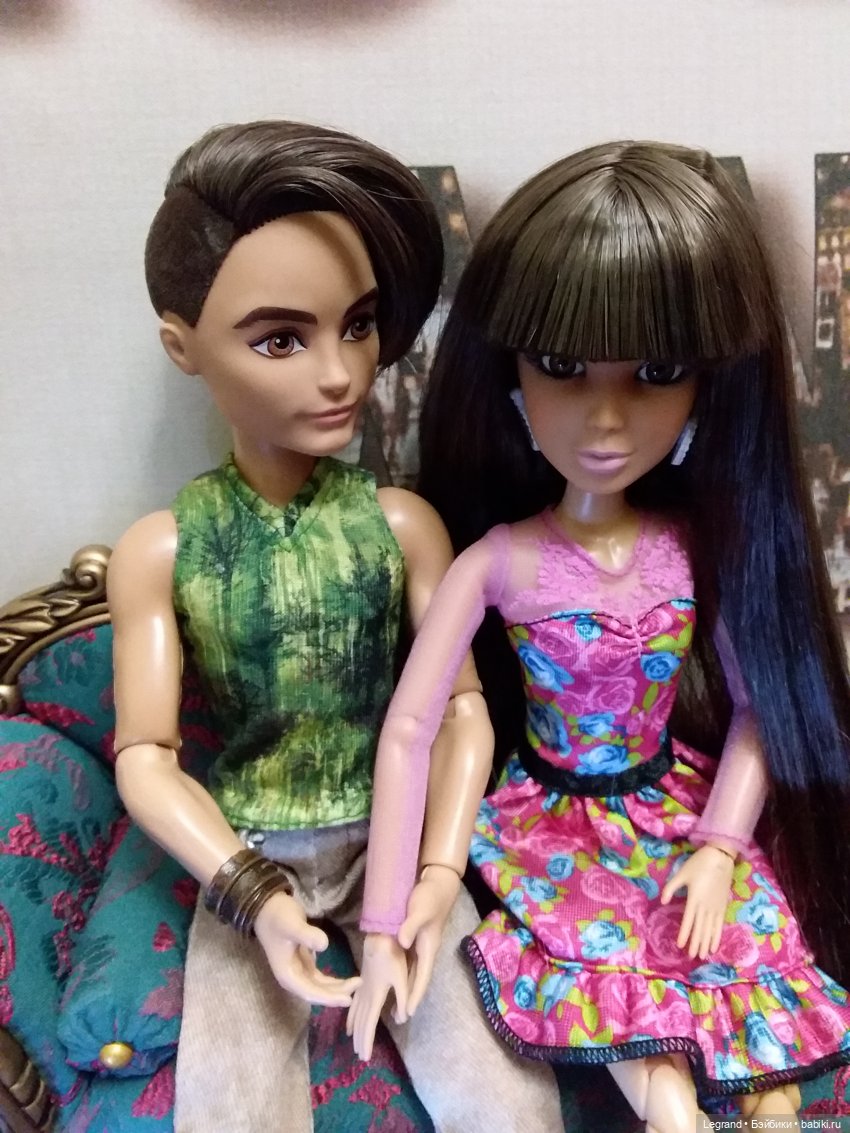 Они сами пишут свои истории: Готье, Дезире, Лестат. Обед и разговоры о политике