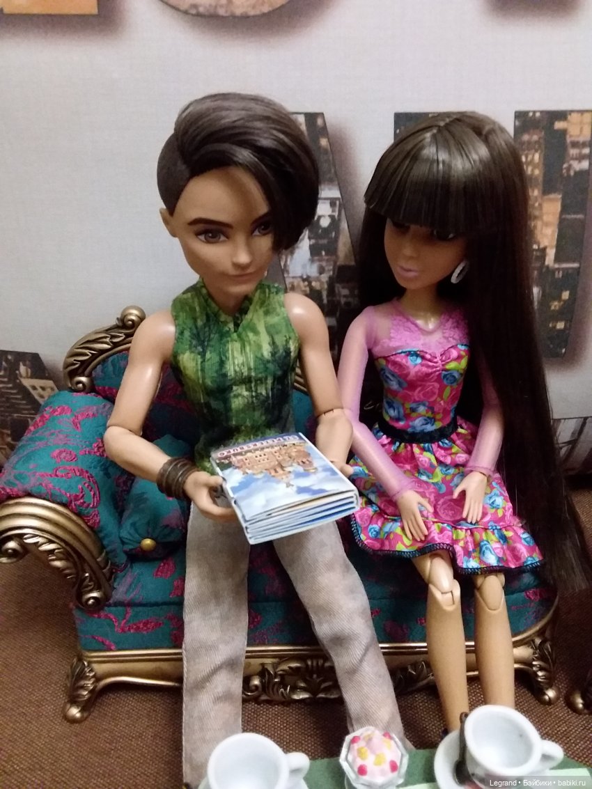 Они сами пишут свои истории: Готье, Дезире, Лестат. Обед и разговоры о политике