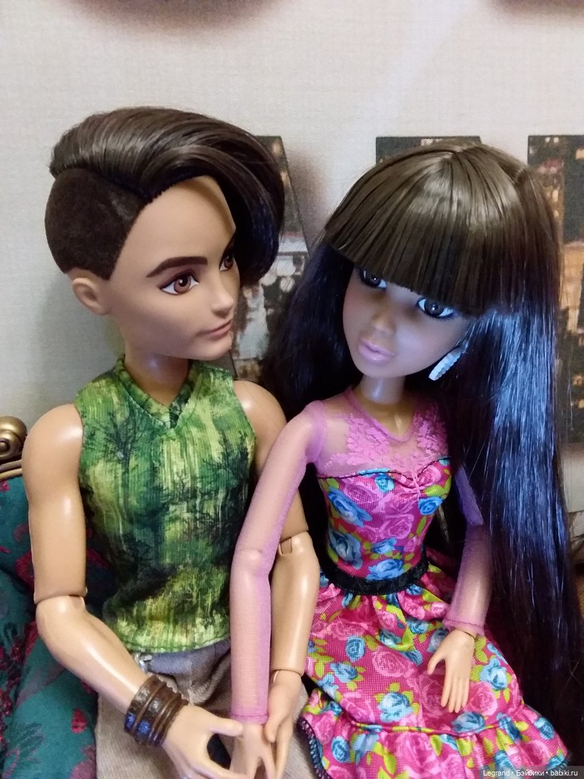 Они сами пишут свои истории: Готье, Дезире, Лестат. Обед и разговоры о политике