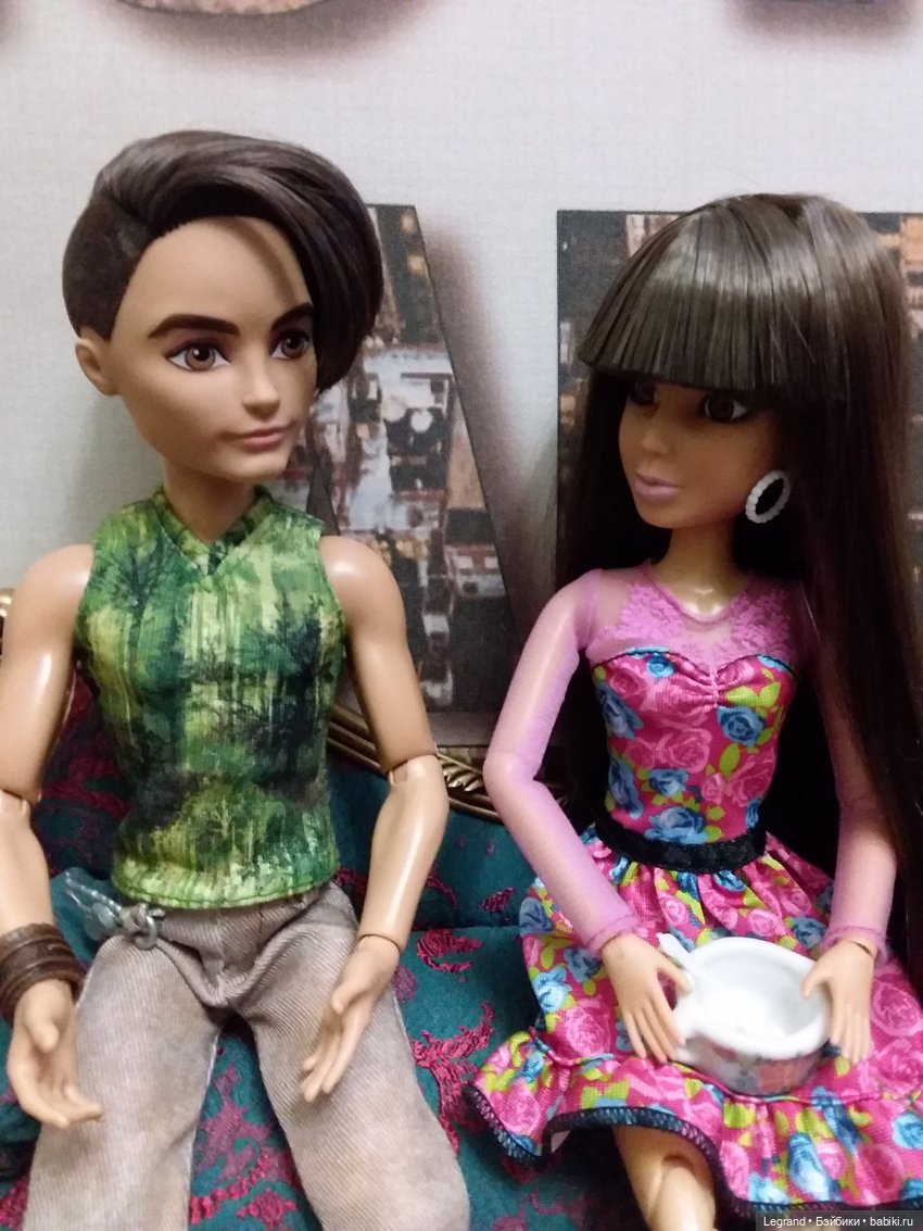 Они сами пишут свои истории: Готье, Дезире, Лестат. Обед и разговоры о политике