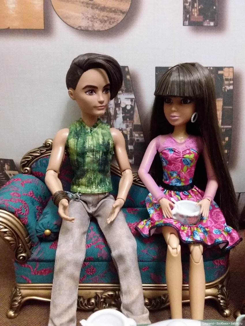 Они сами пишут свои истории: Готье, Дезире, Лестат. Обед и разговоры о политике