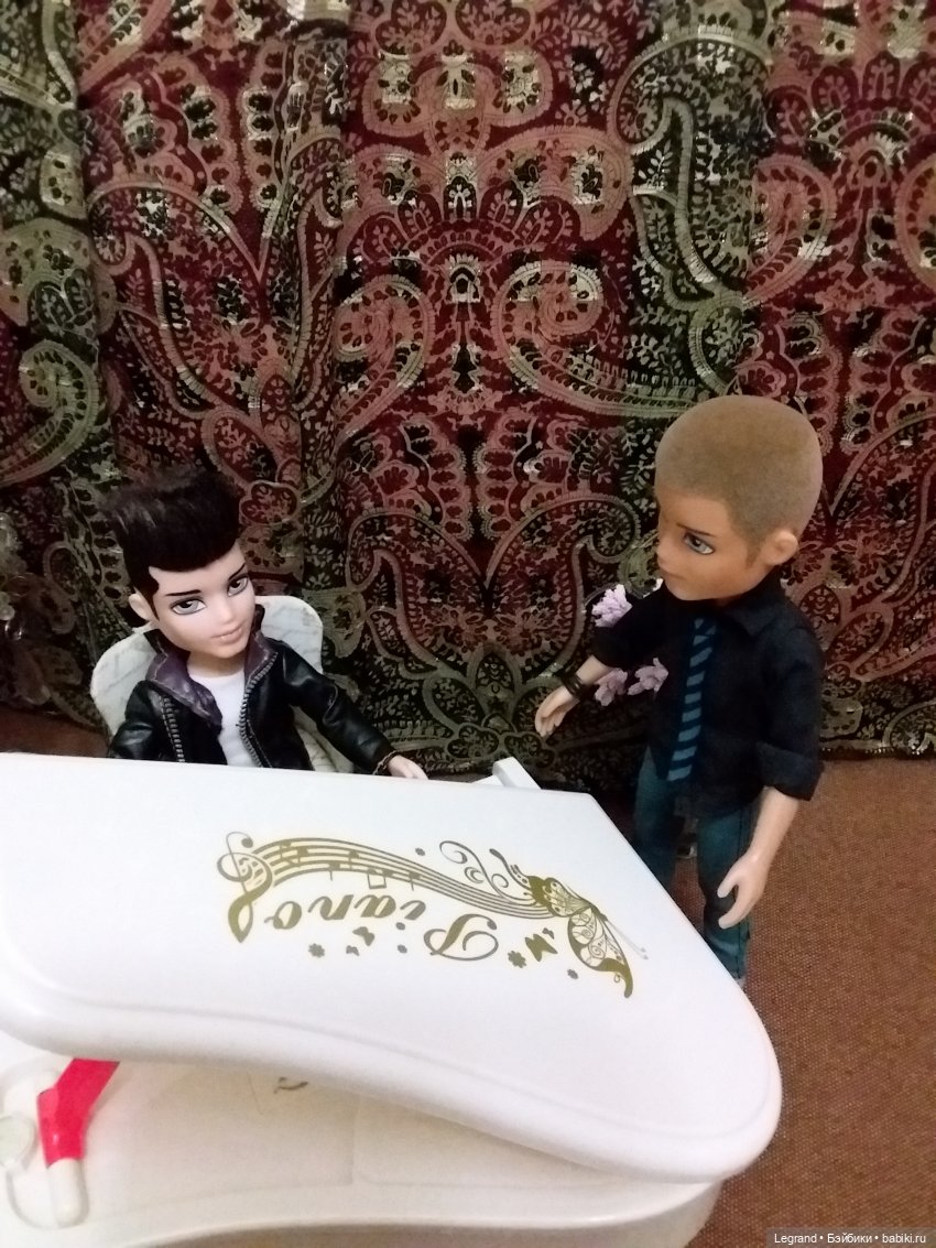 Они сами пишут свои истории: Лестат, Коринна. "К Элизе" (фото 6)