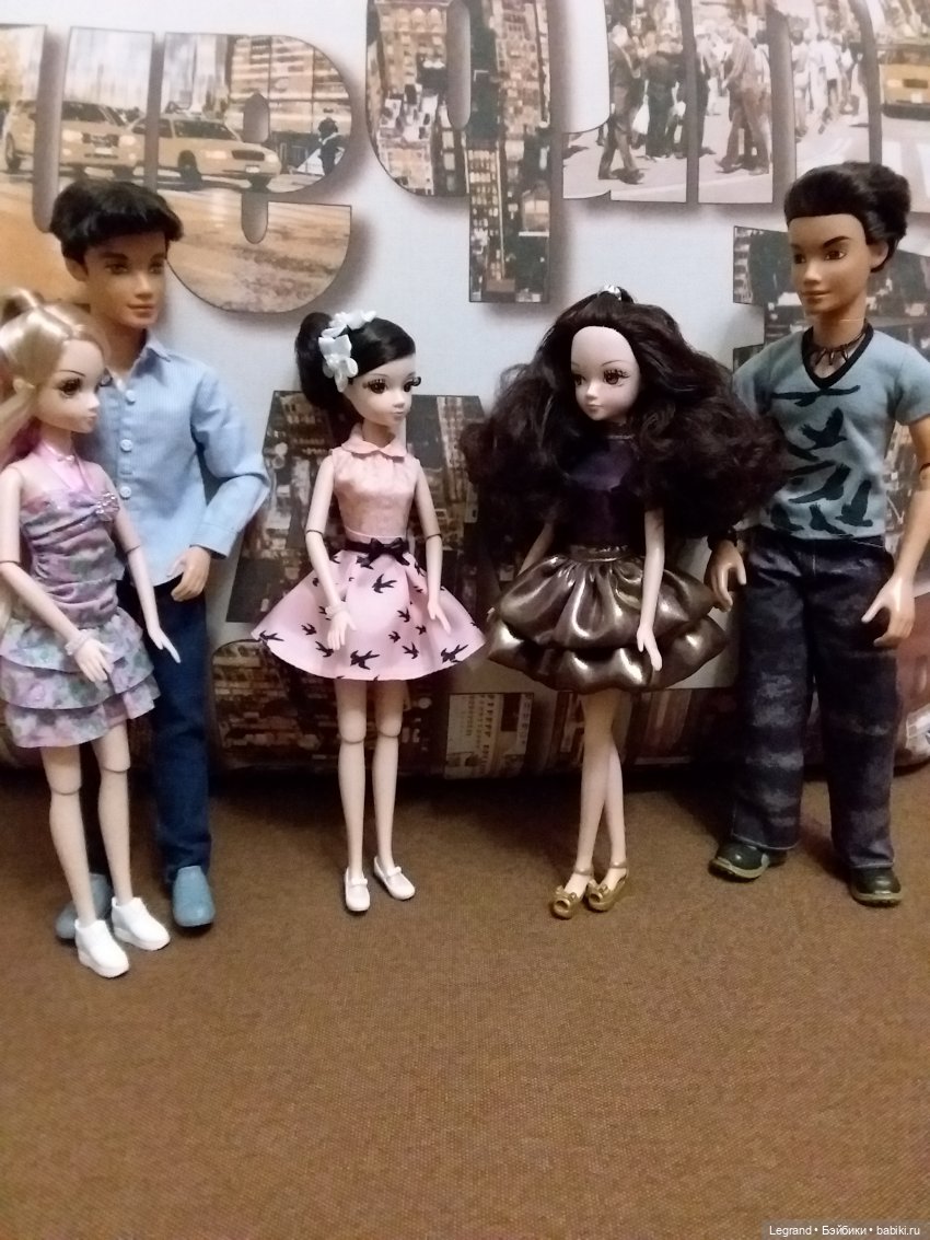 Они сами пишут свои истории: сестра Коринны:) Сирин и Дориан. И немного о Лестате