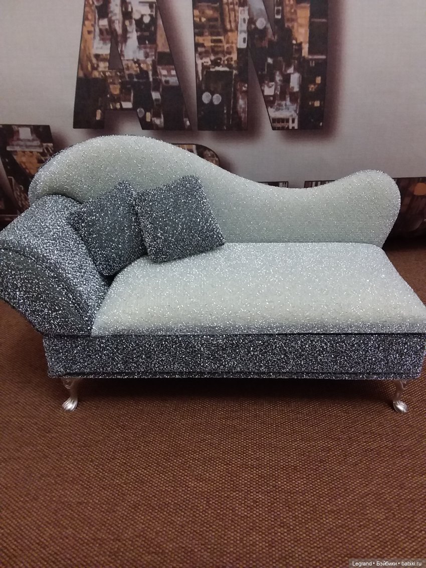 Они сами пишут свои истории: Конфетно-парфюмерное творчество и немного новой мебели