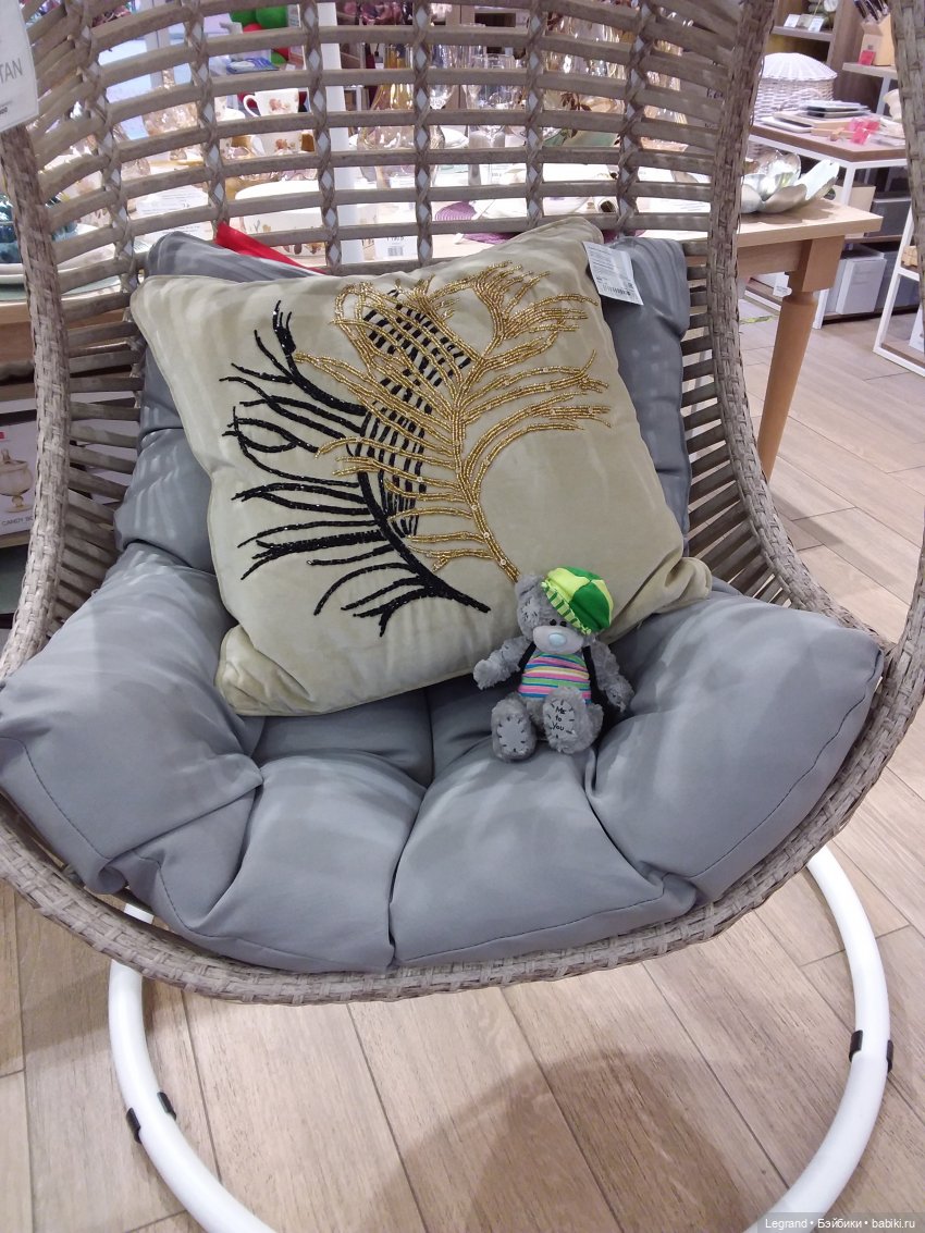 Снова мишки: короткая прогулка с Гри