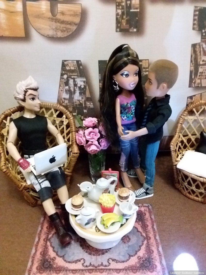 Они сами пишут свои истории: Аполлинер, Аженор и Трифин