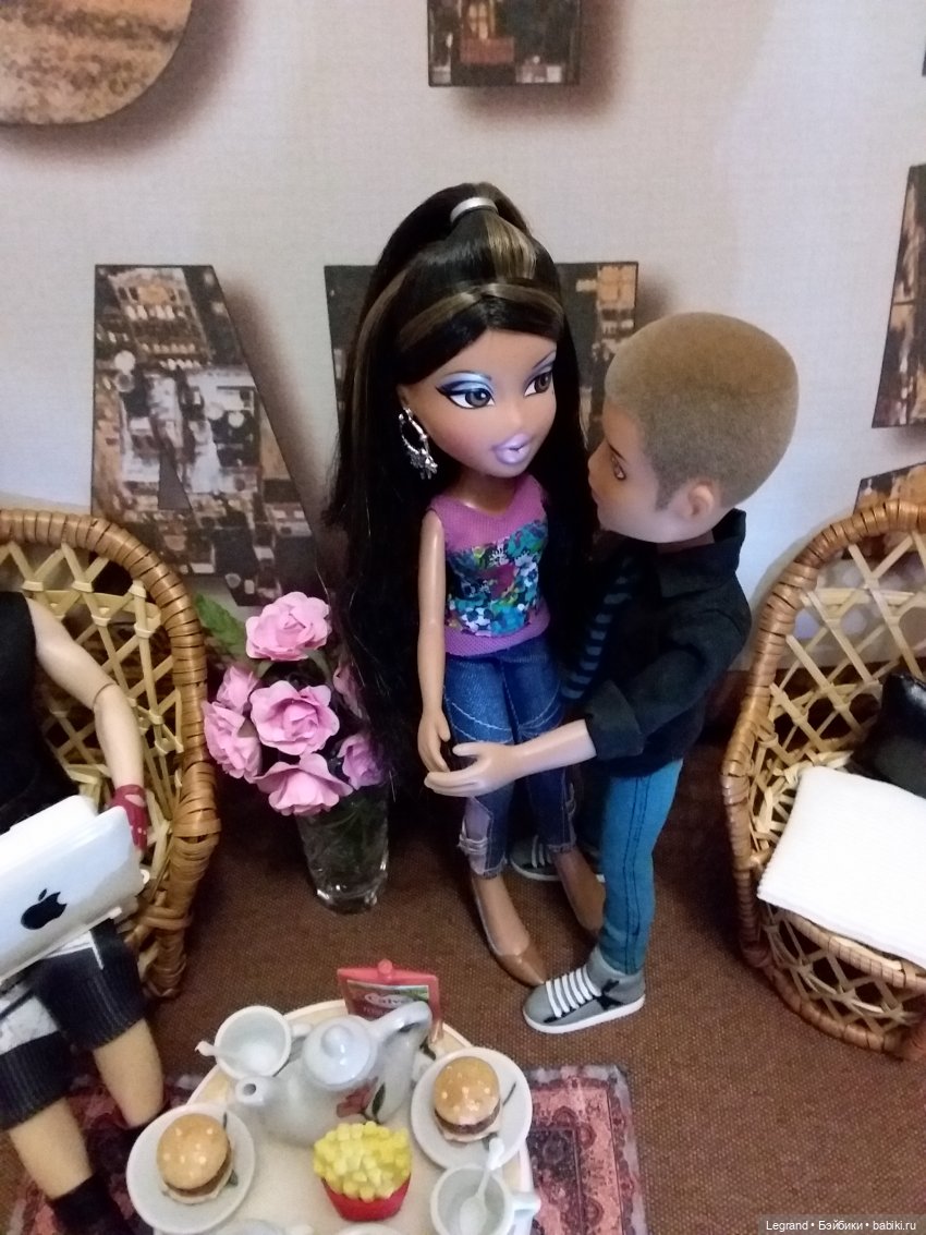 Они сами пишут свои истории: Аполлинер, Аженор и Трифин