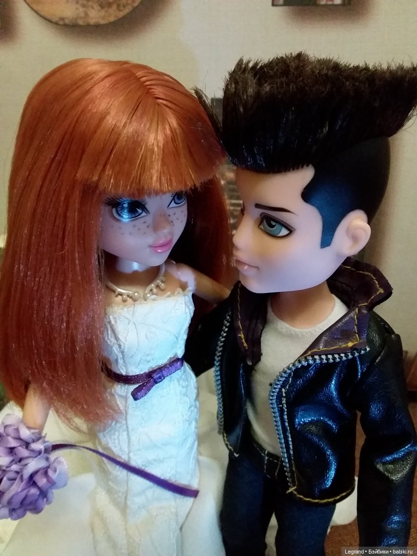 Dance Me to the End of Love. Клип на хит Леонарда Коэна