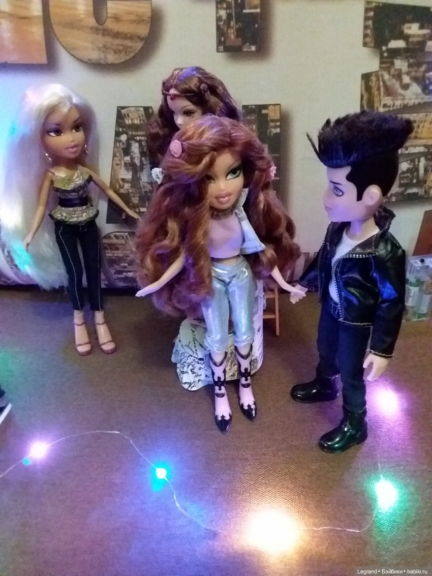 Они сами пишут свои истории: "Это диагноз, что ли?.."