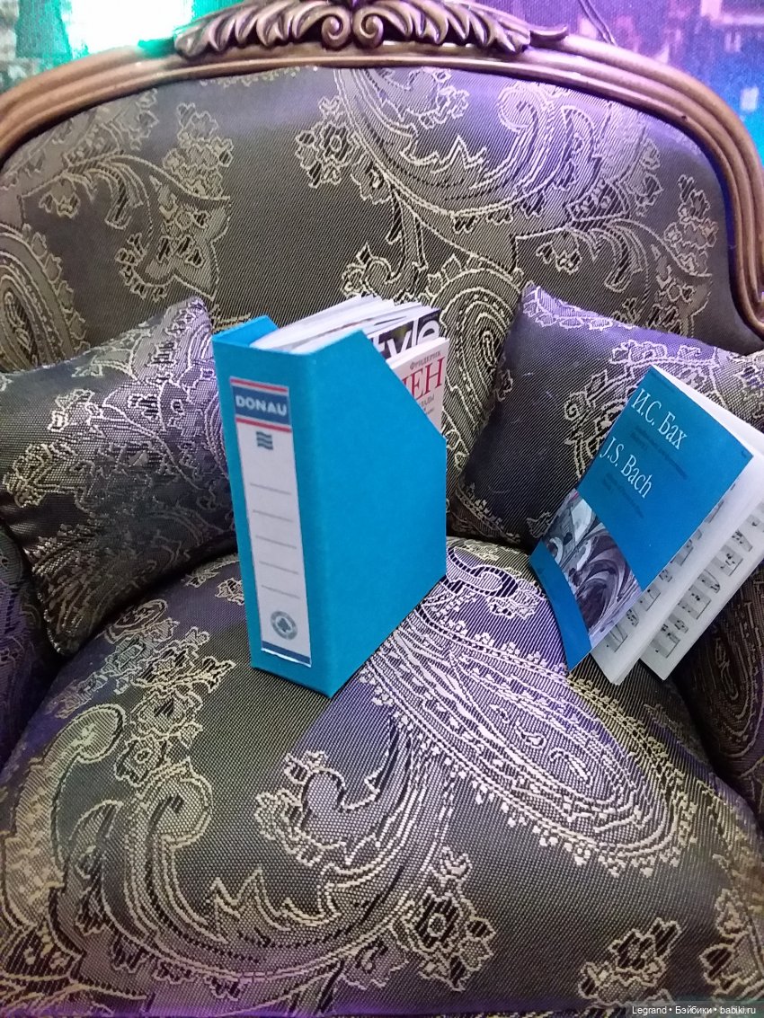 Ноты для Лестата: жизнь в формате 1:6