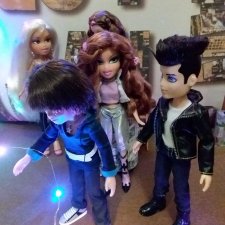 Они сами пишут свои истории: "Это диагноз, что ли?.."