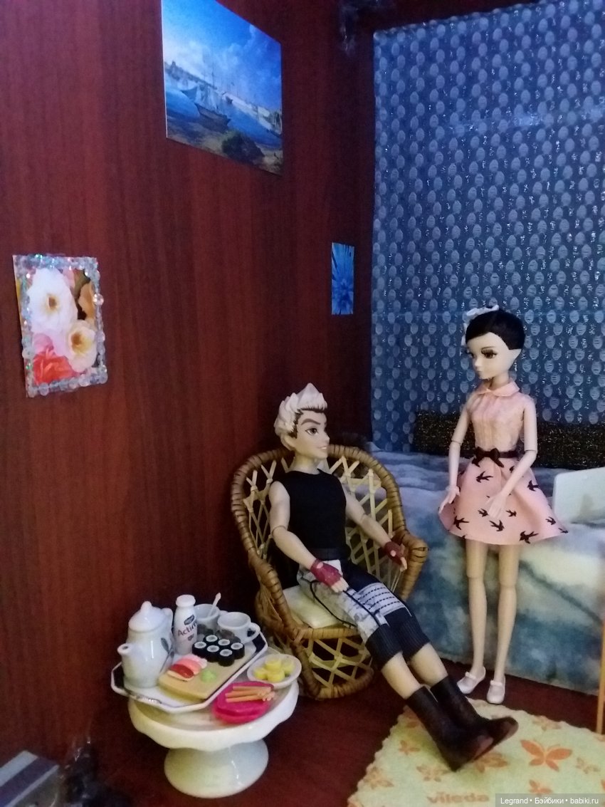 Пайетки в интерьере. Рамочки из пайеток для куклокомнат