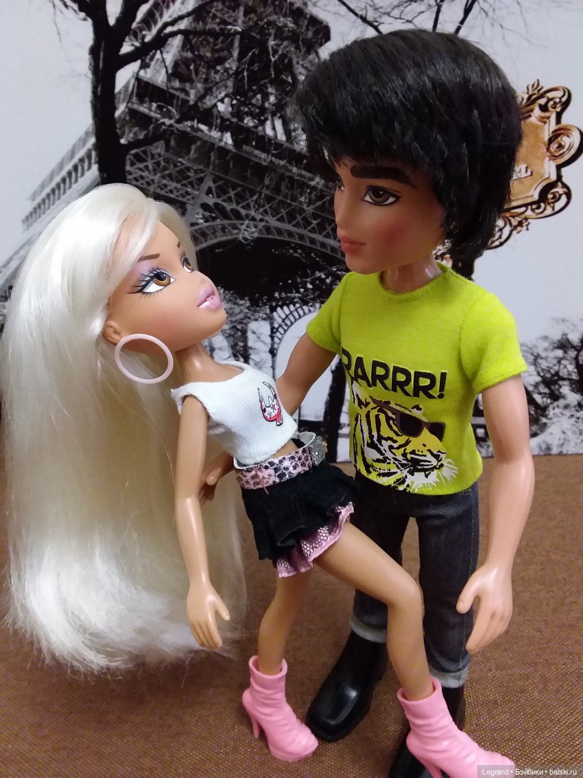 Новые журналы и ноты: жизнь в формате 1:6 (фото 9)