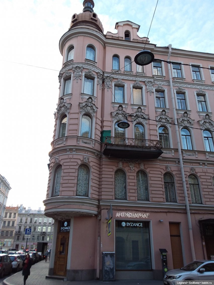 Прогулки по Петербургу с куклами и без