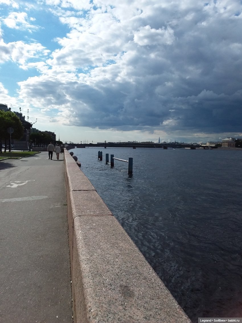 Прогулки по Петербургу с куклами и без