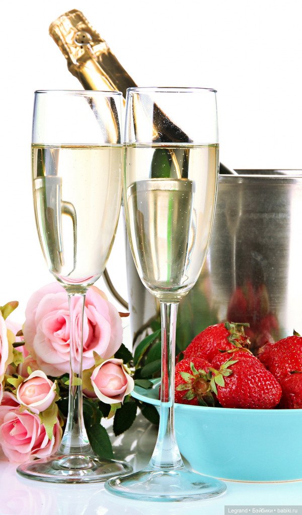 Они сами пишут свои истории: Жак-Анж и Эльза