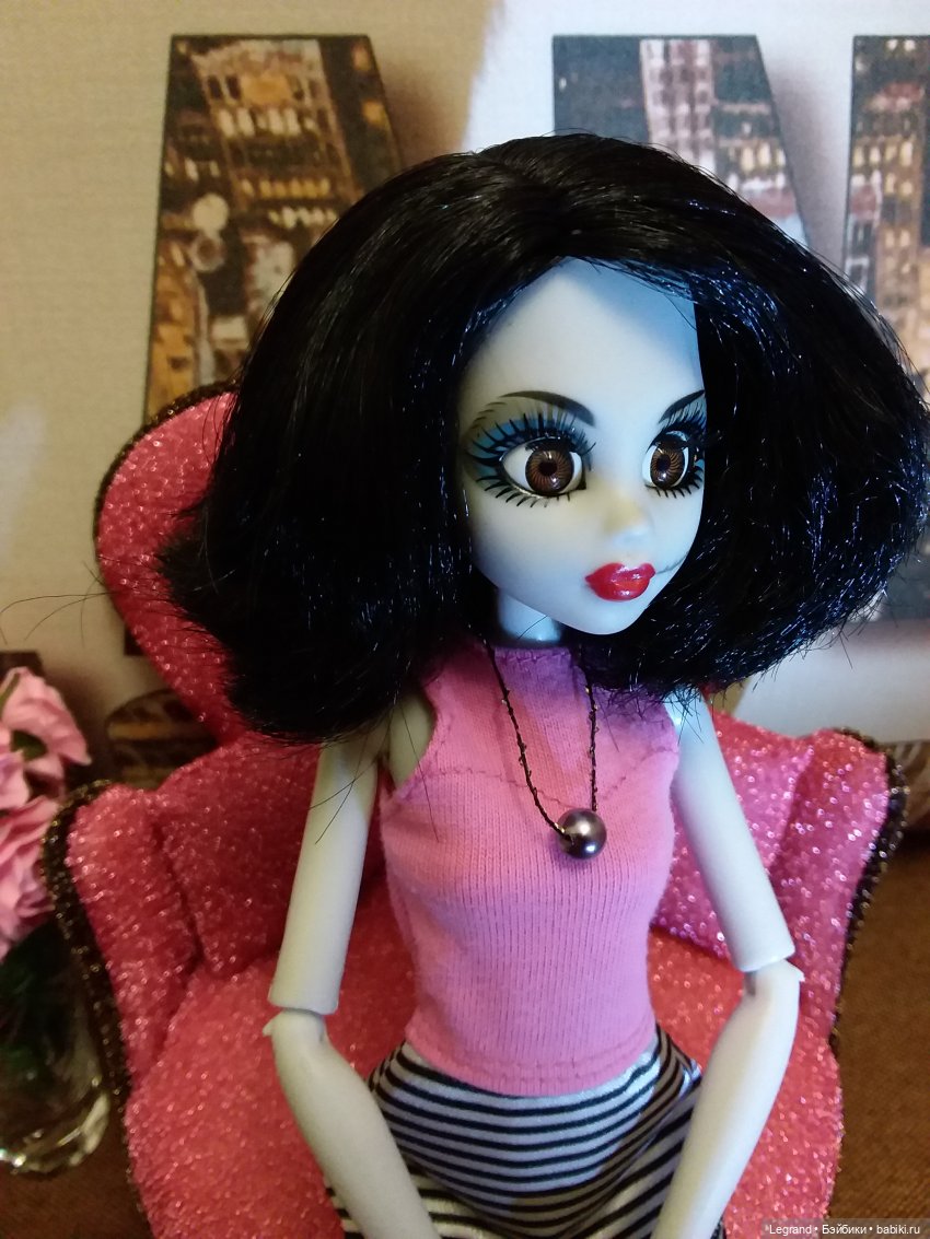 Девочки от WowWee (линейка Once Upon A Zombie) (фото 9)