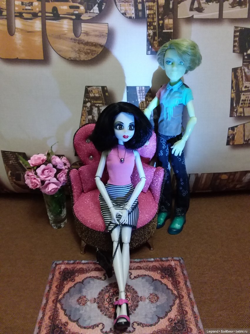 Девочки от WowWee (линейка Once Upon A Zombie) (фото 5)