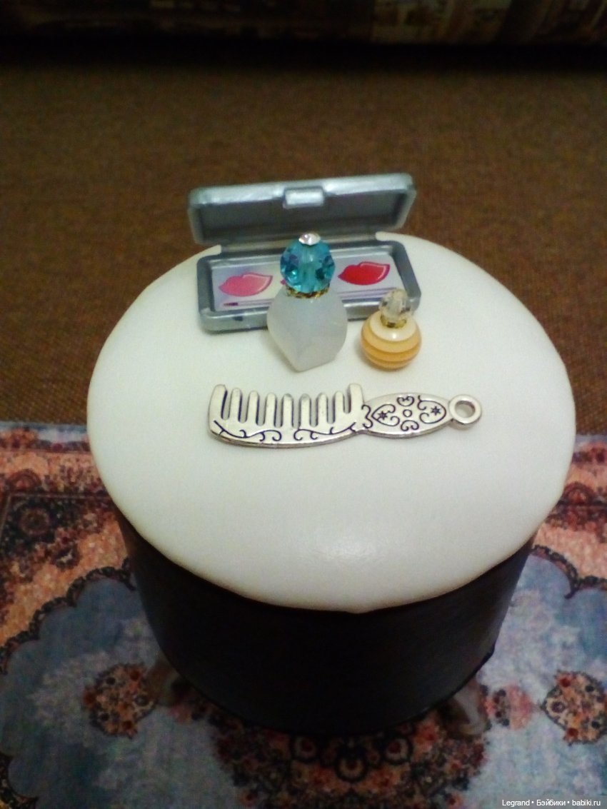 Парфюм Joy Jean Patou и другие кукломелочи. Жизнь в формате 1:6 (фото 6)