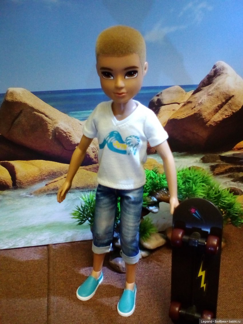 Тьерри и "машеньки" на побережье (фото 3)