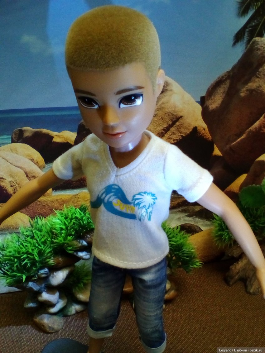 Тьерри и "машеньки" на побережье (фото 8)