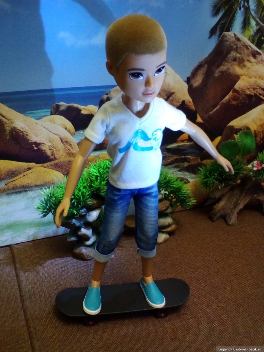 Тьерри и "машеньки" на побережье (фото 6)