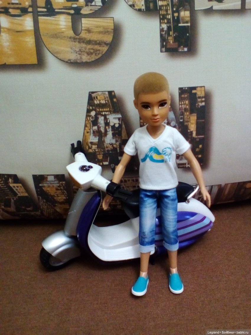 Амбруаз, Тьерри и скутер — Куклы Bratz (Братц) и Moxie Girlz: MGA (фото 4)