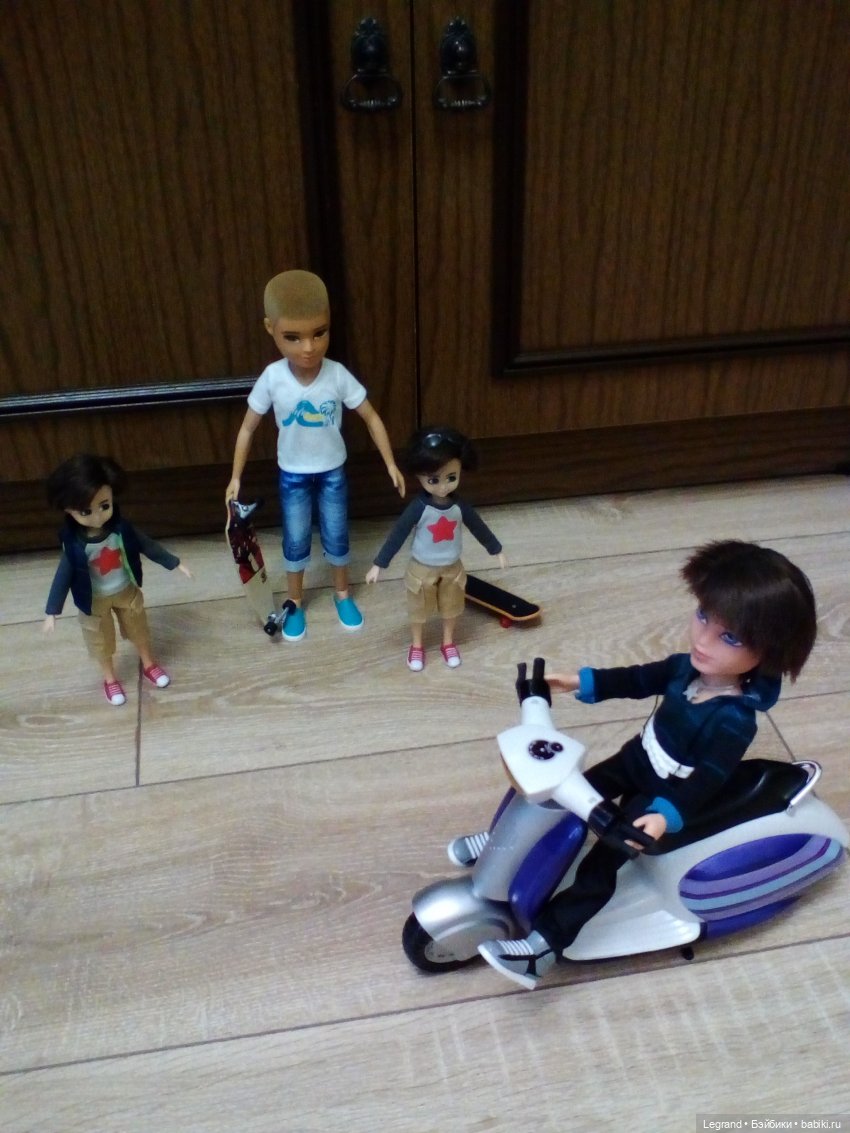 Амбруаз, Тьерри и скутер — Куклы Bratz (Братц) и Moxie Girlz: MGA