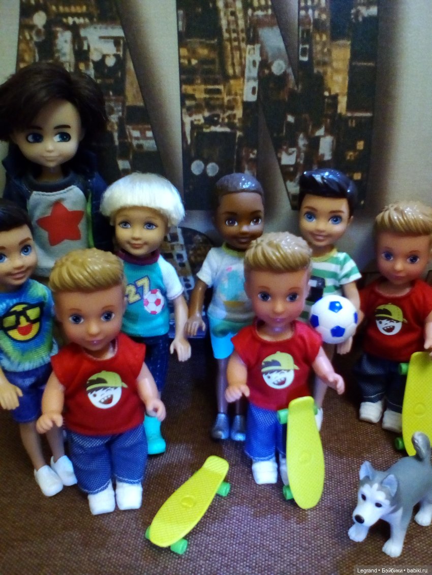 Только мальчики. Мелкоформат