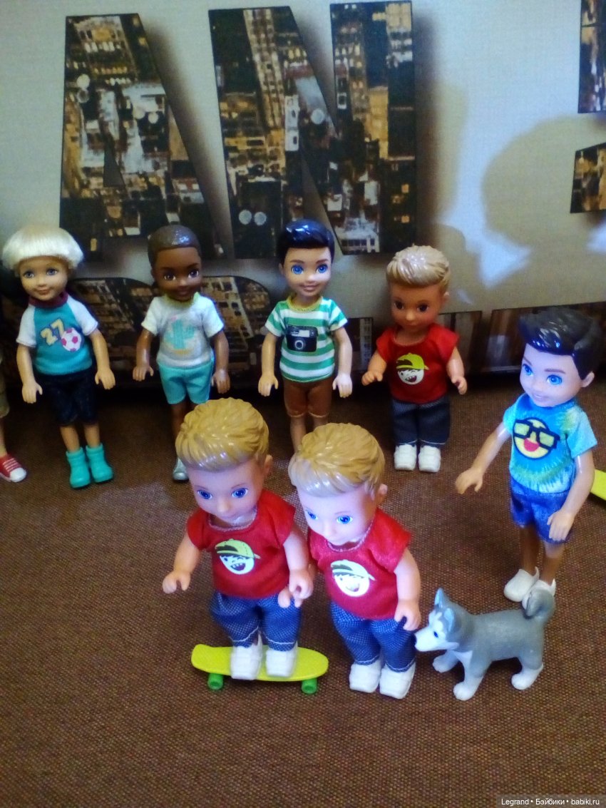 Только мальчики. Мелкоформат