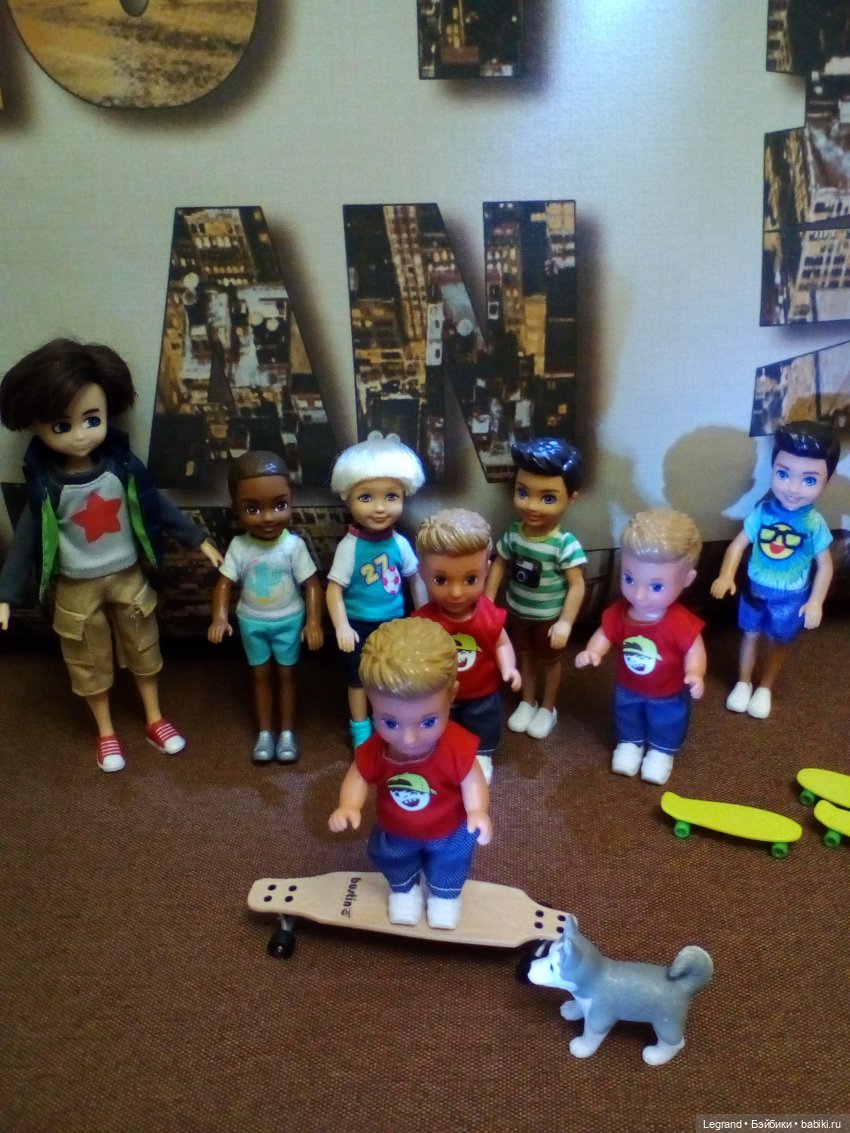 Только мальчики. Мелкоформат