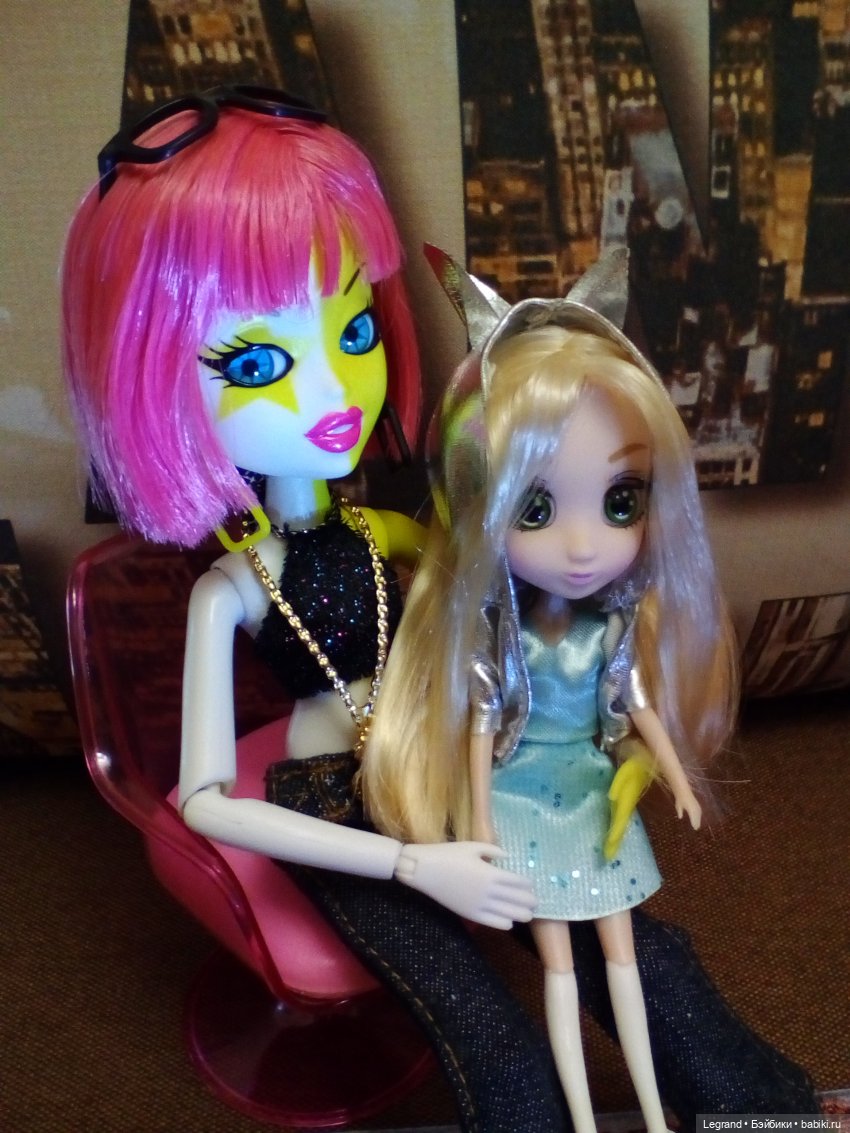 Эрмелин (Bratzillaz) и Мирабель (Shibajuku)