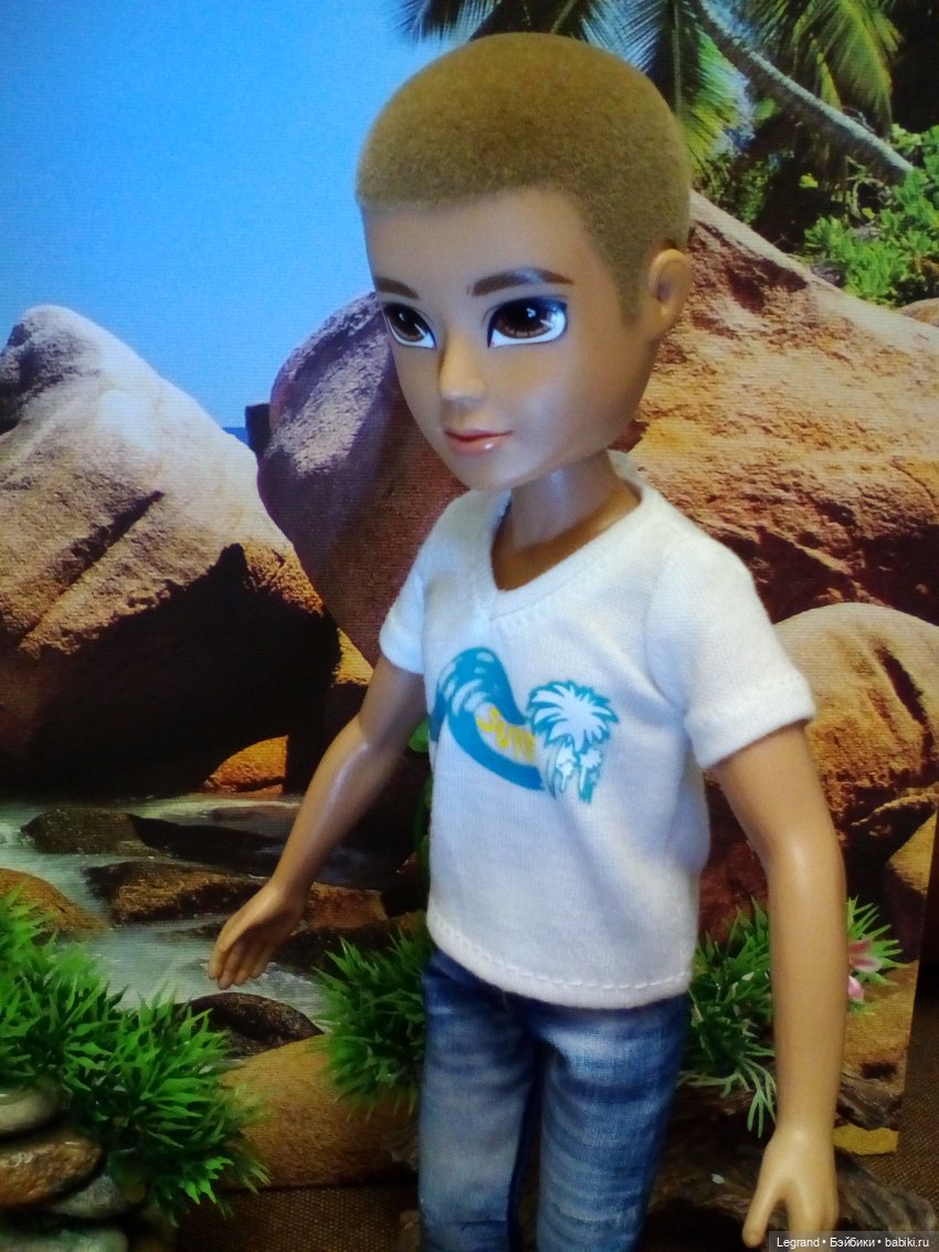 Мальчики на побережье. Парусник (фото 6)