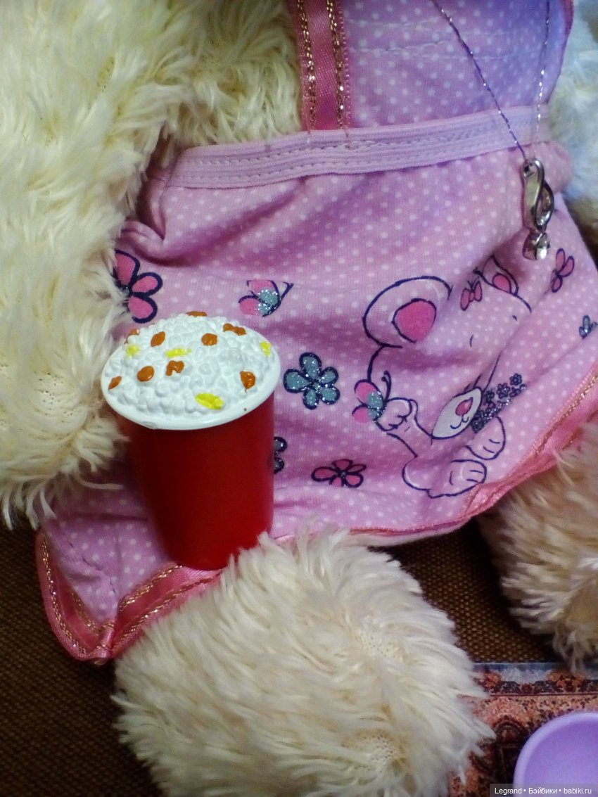 Гри и Пембе за вечерним чаем (фото 8)