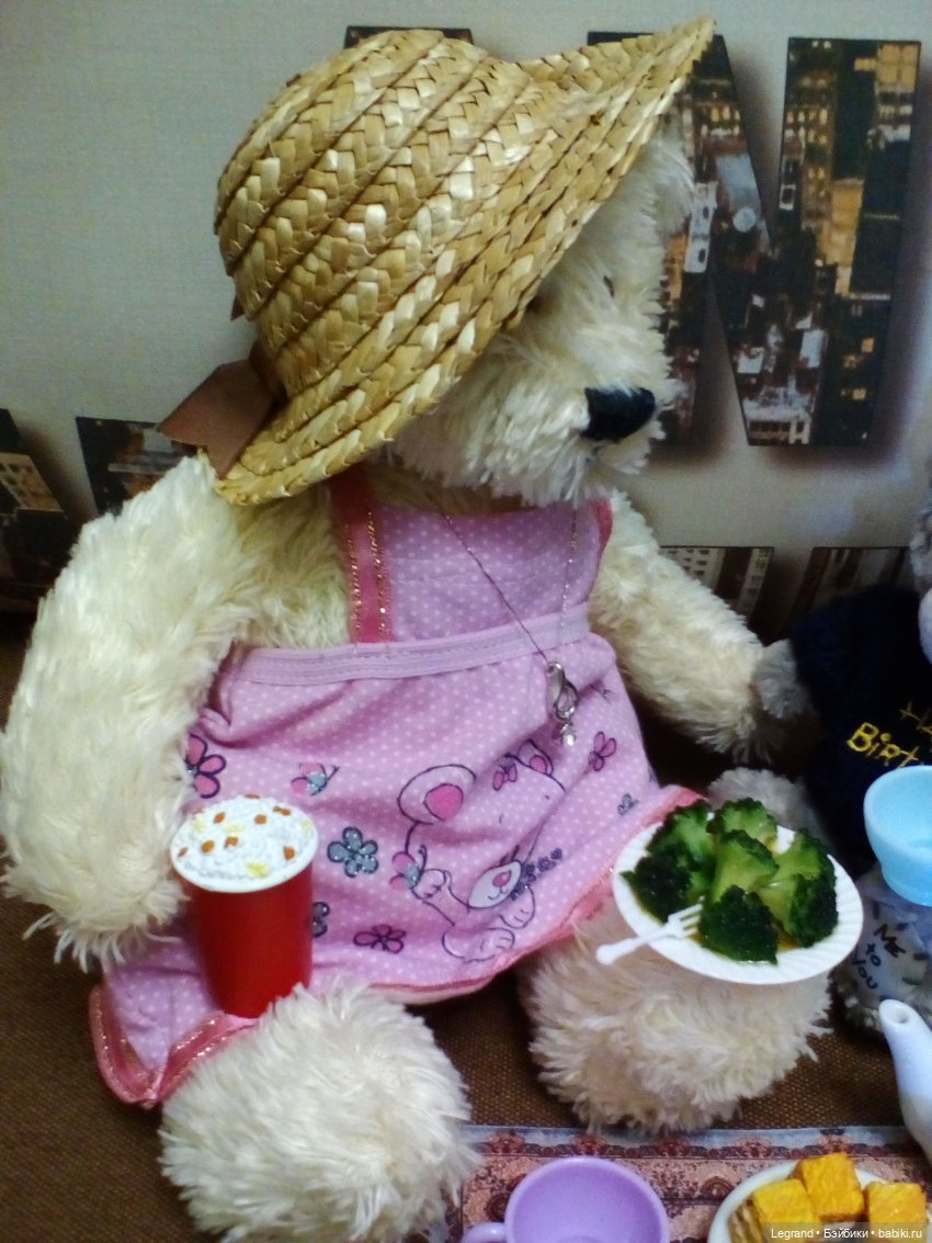 Гри и Пембе за вечерним чаем (фото 9)