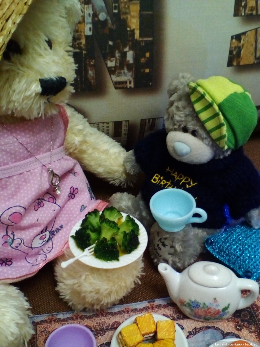 Гри и Пембе за вечерним чаем (фото 10)