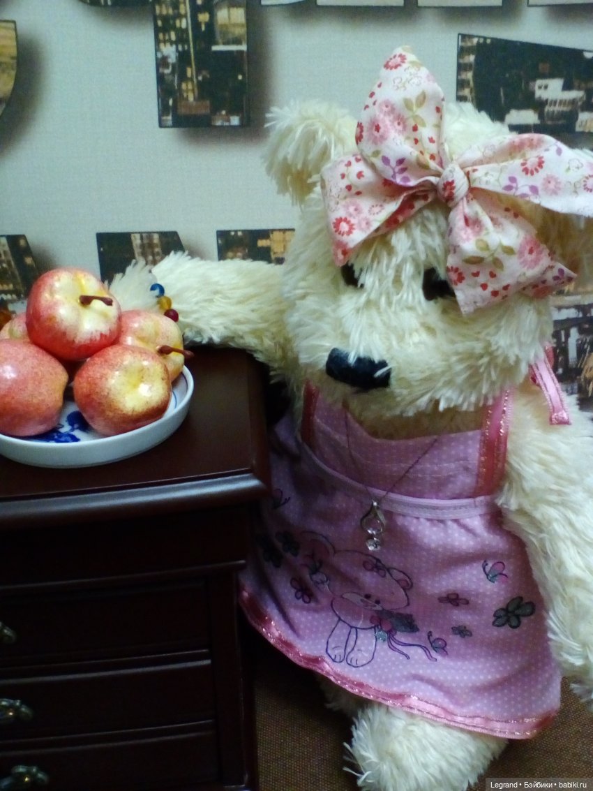 Пембе: фотосессия у комода | Бэйбики Пембе: фотосессия у комода