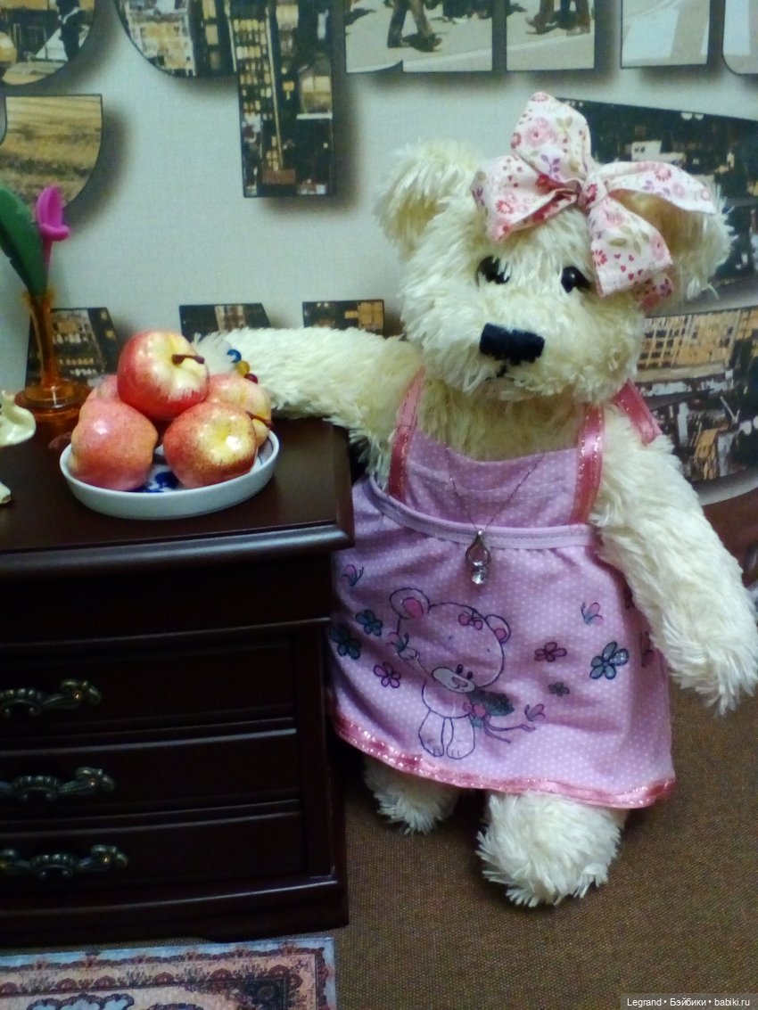 Пембе: фотосессия у комода | Бэйбики Пембе: фотосессия у комода