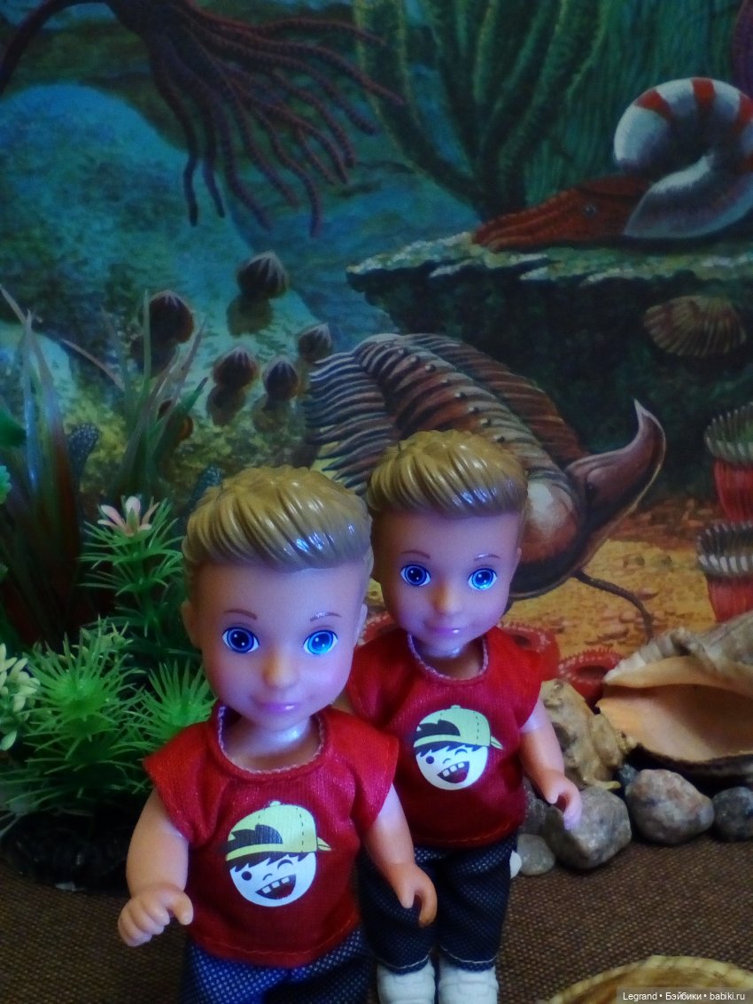 Маленькие луренцы: путешествие к динозаврам. Часть первая