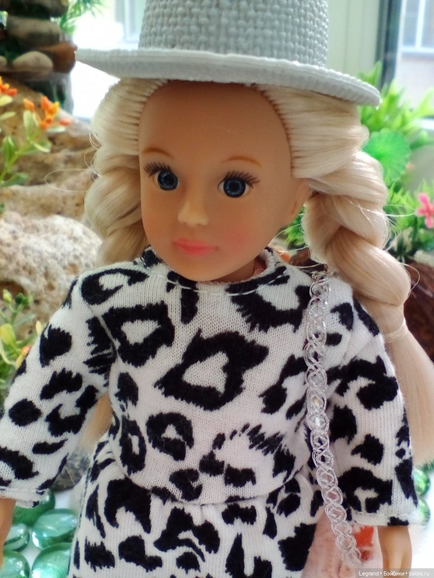 Лори на прогулке — Куклы Lori (Лори): Battat