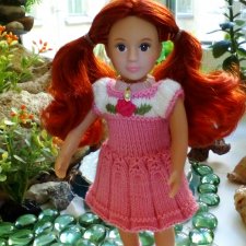 Лори на прогулке