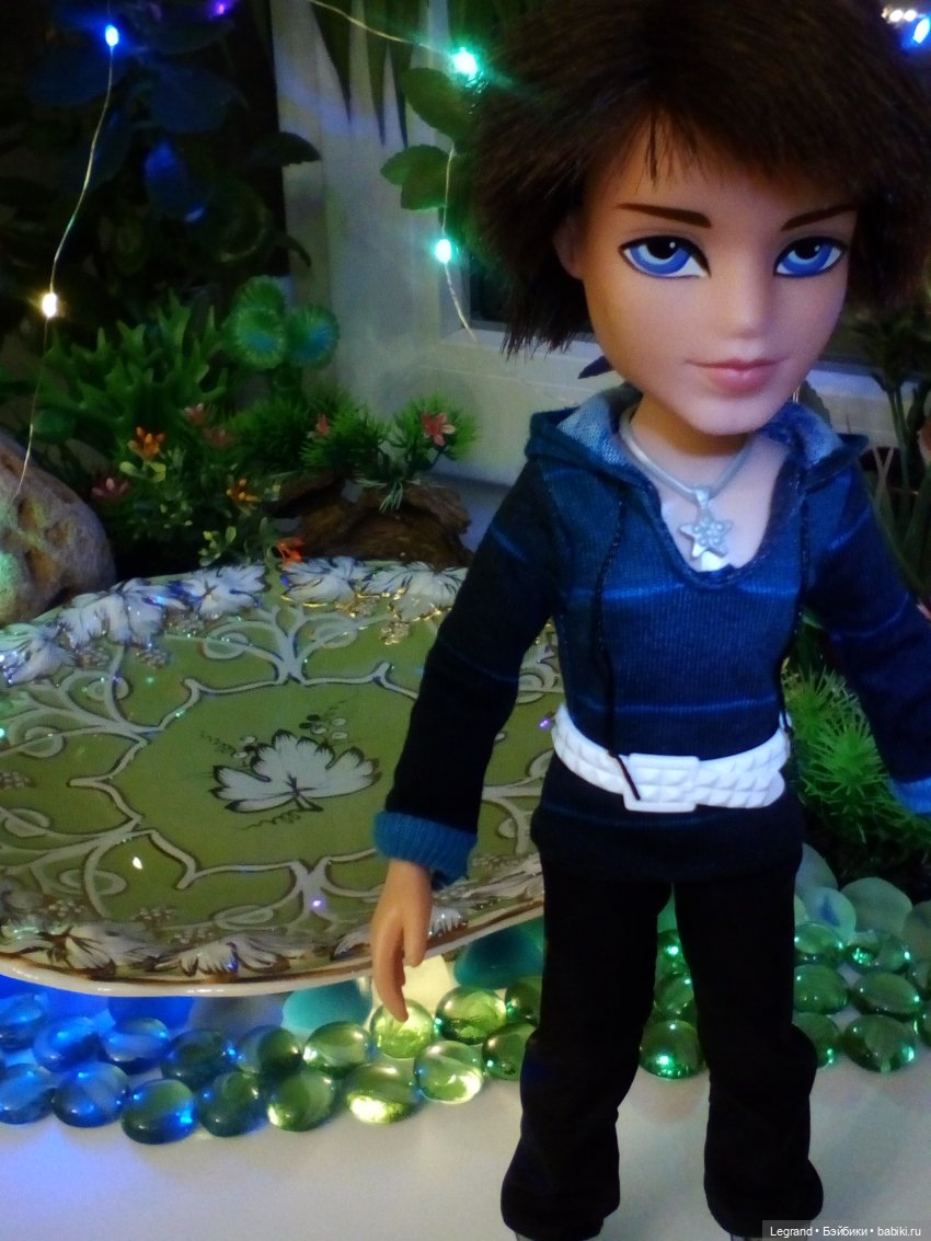 Сад. Купальня. Вечер — Куклы Bratz (Братц) и Moxie Girlz: MGA (фото 9)