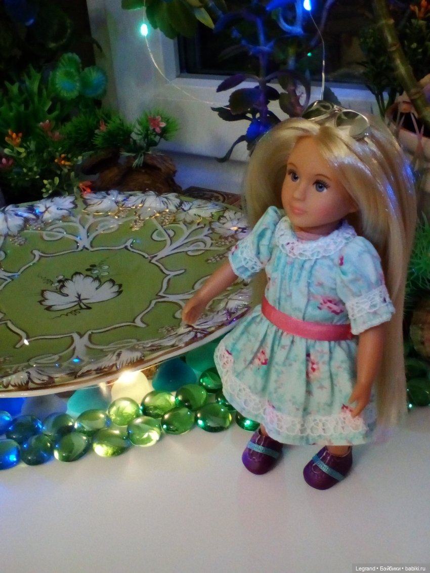 Сад. Купальня. Вечер — Куклы Bratz (Братц) и Moxie Girlz: MGA (фото 4)