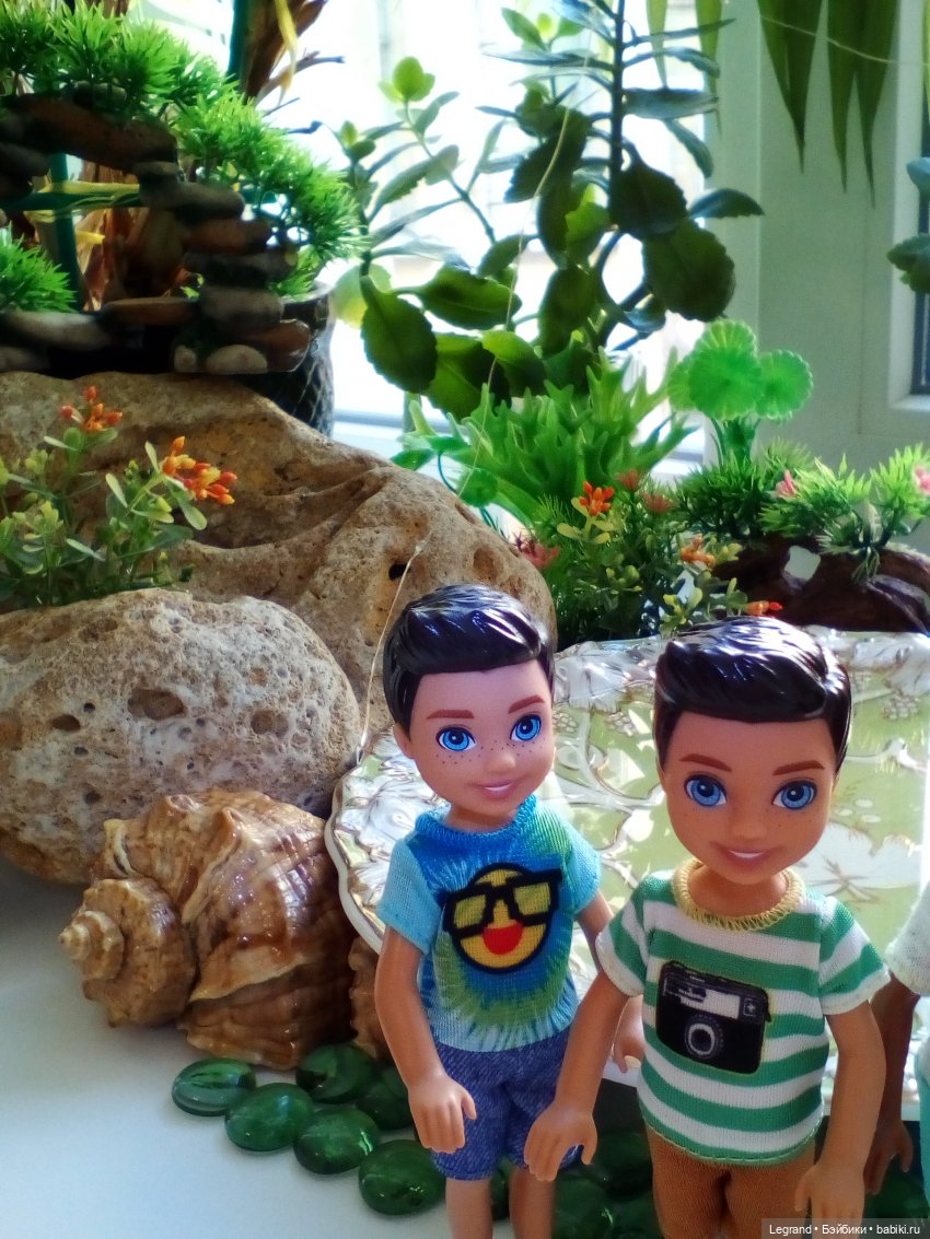 Лурения. Сад. Бумажные кораблики