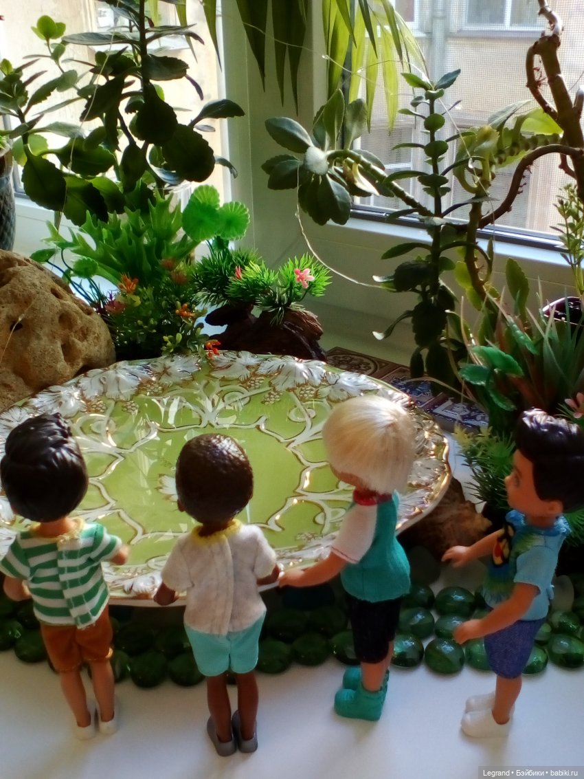 Лурения. Сад. Бумажные кораблики (фото 4)