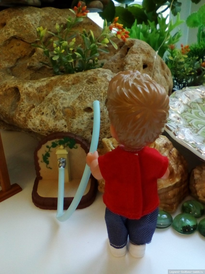 Маленькие луренцы: садовые работы и рыбалка (фото 9)