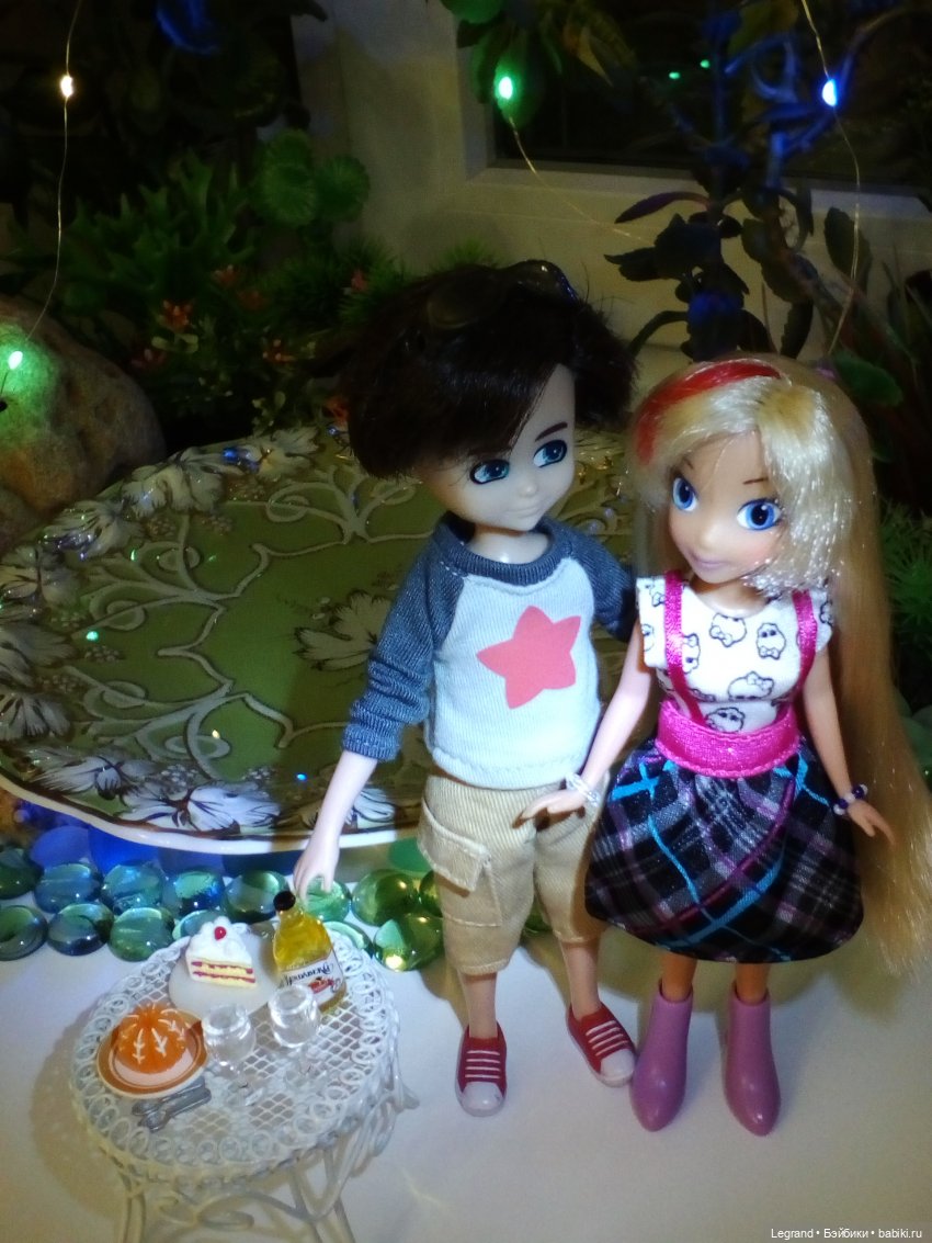 Сад. Вечер. Оливье и Бижу