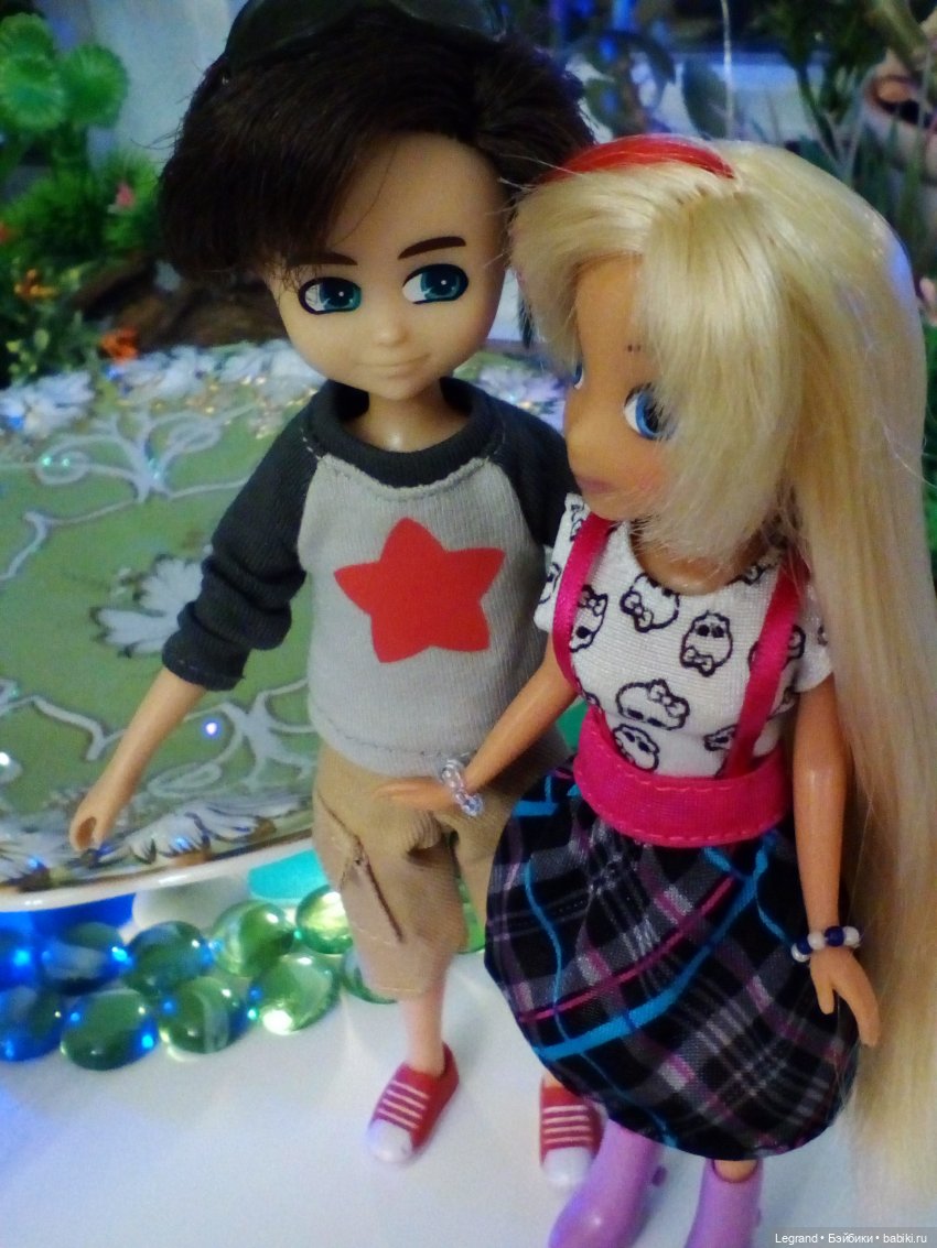 Сад. Вечер. Оливье и Бижу