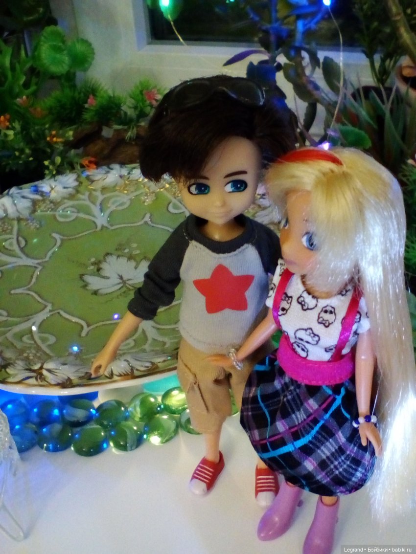 Сад. Вечер. Оливье и Бижу