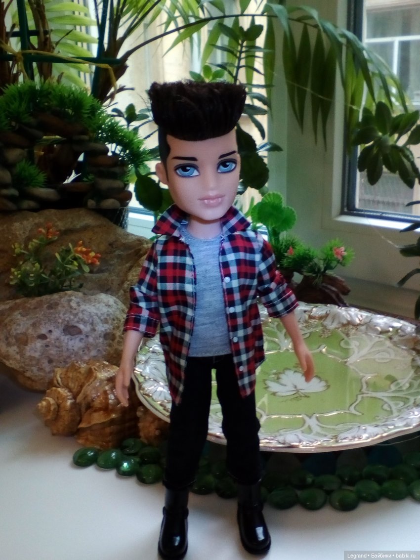 Лурения. Сад. Одилон, Лестат и Мэгги